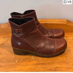 Keen Mora Brown Leather Ankle Boots
